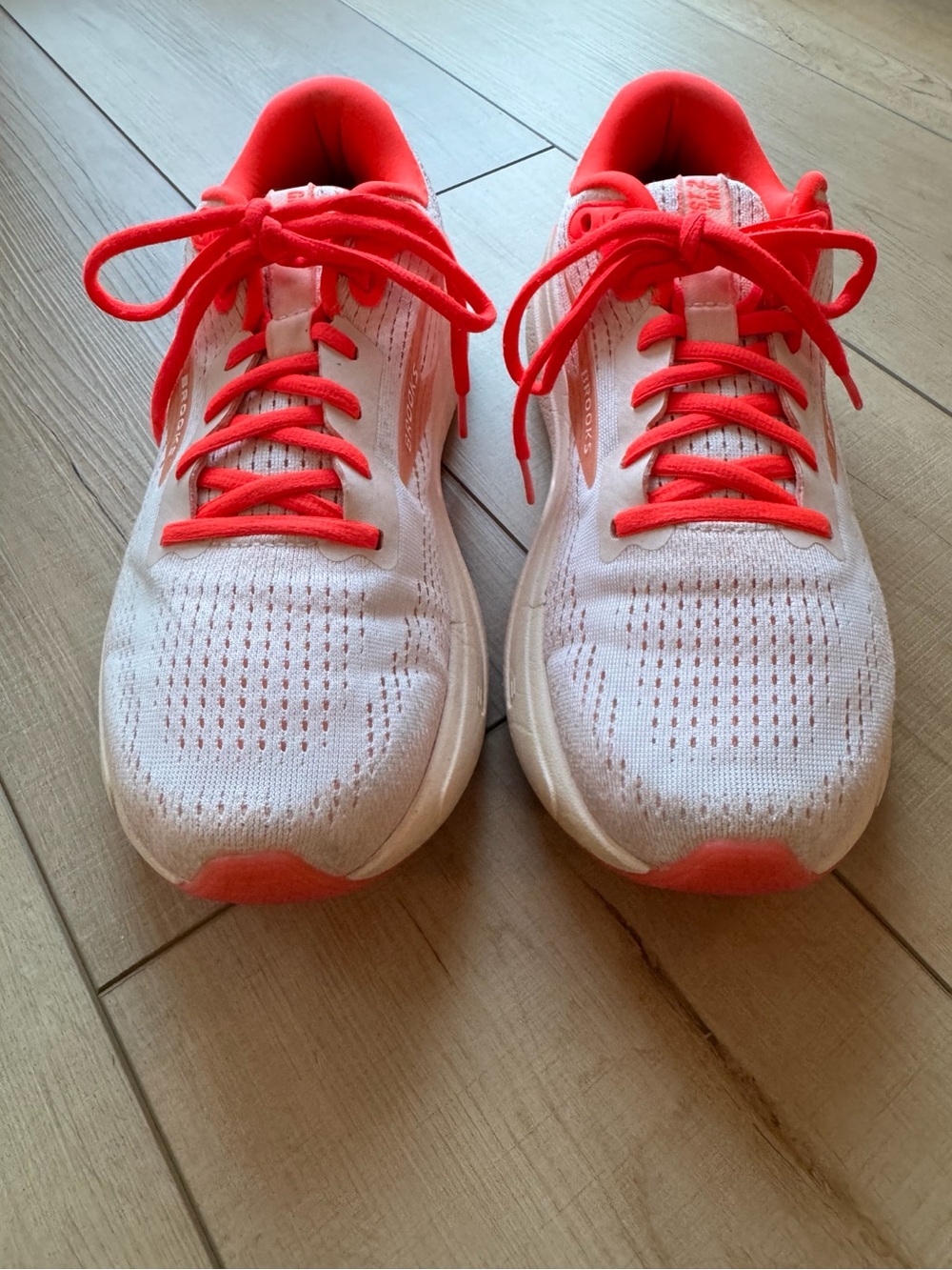 Brooks Ghost Max 2 Running Shoes White Pink Women’s Size 9 EU 40.5 - Picture 5 of 7